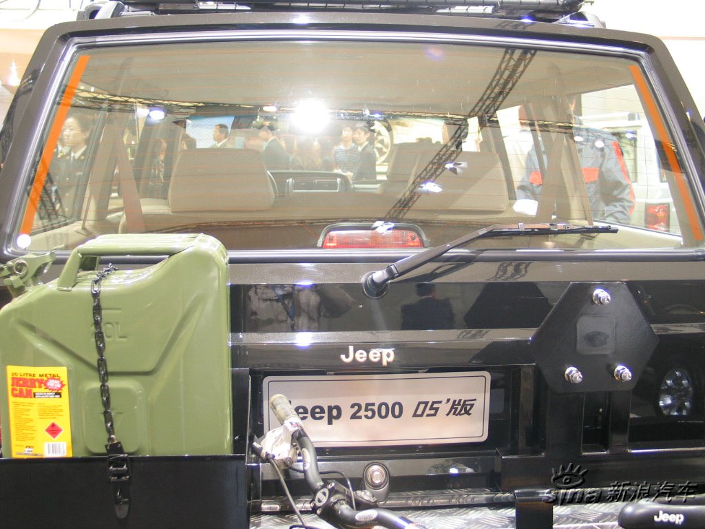 Jeep2500