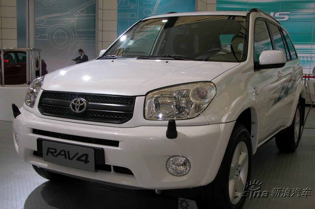 RAV4