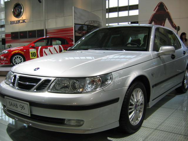 SAAB 95