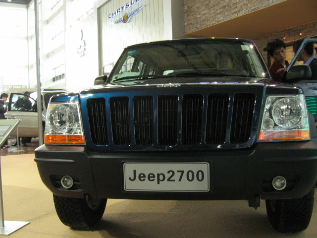 Jeep2700