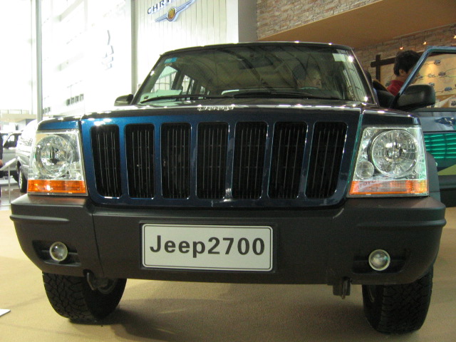 jeep2700