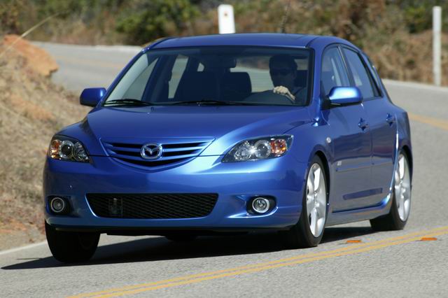 2004Mazda 3