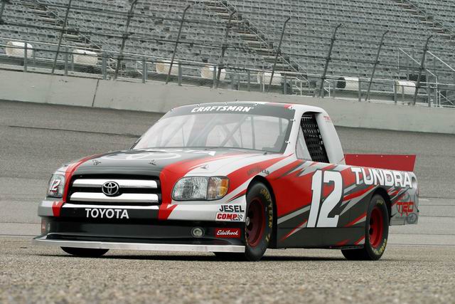 Toyota Tundra Race Truck