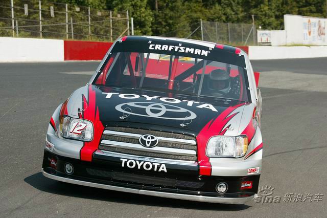 Toyota Tundra Race Truck