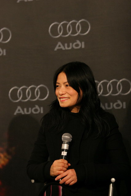 ʦVivienne Tam