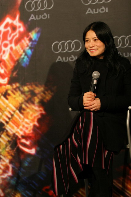 ʦVivienne Tam