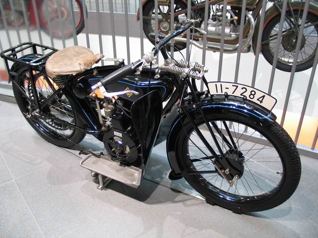 DKW摩托车