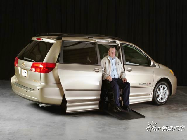 04Sienna XLE