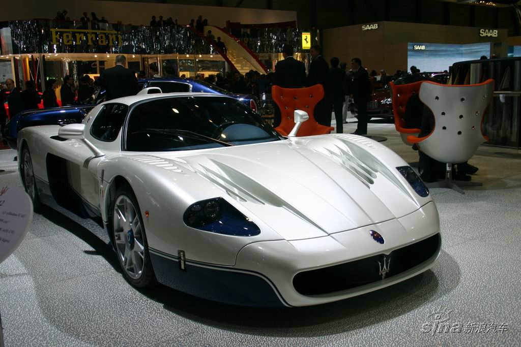 ɯ MC 12 GT