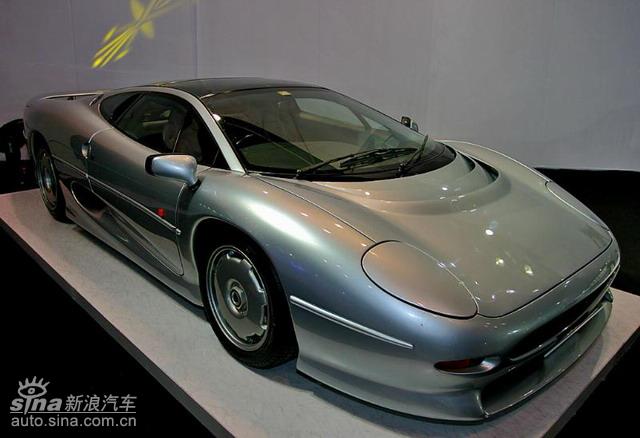 ݱXJ 220