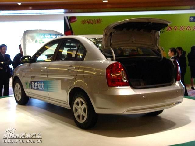 经济性家用轿车_经济性家轿 试驾长安CX30 1.6L手动挡(2)