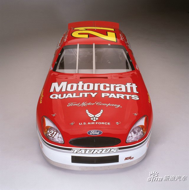 02Motorcraft Racing Ford Taurus