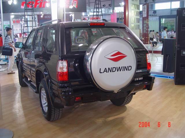 http://image2.sina.com.cn/qc/photo/landwind04pk/U259P33T148D39526F2100DT20040608162528.jpg
