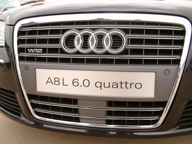 µA8 L 6.0 quattroդ