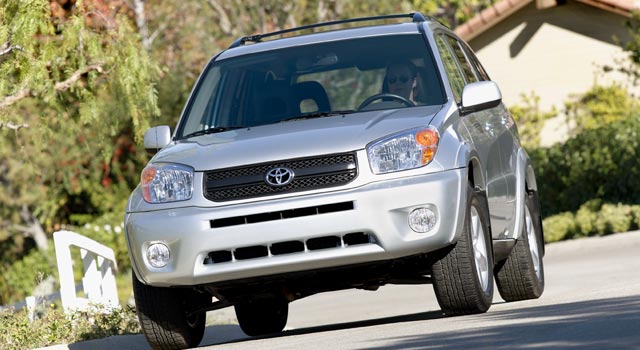  2004 RAV4