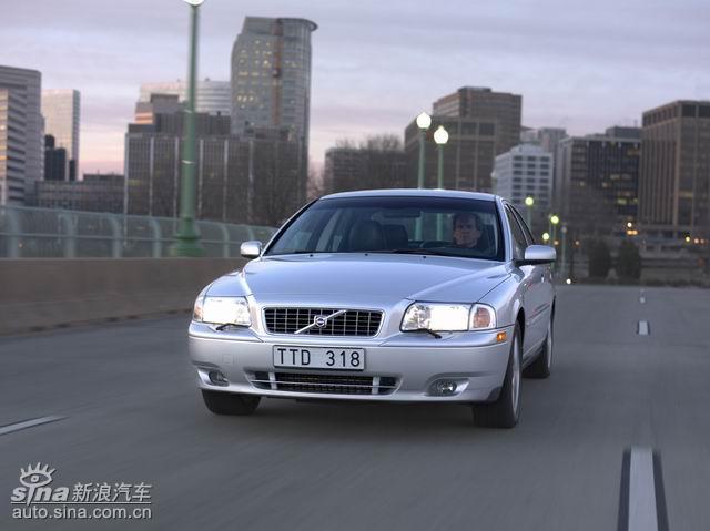 VOLVO S80