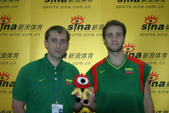 PHOTO:Lithuania with Sina
