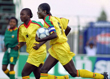 图文-2003女足世界杯 中国队对手加纳女足核心