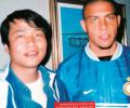 资料图片-马德兴采访经历1999国米俱乐部访罗纳尔多