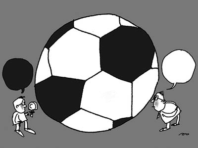 节功利足球:黑与白