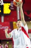 图文-亚运男篮决战中国VS卡塔尔李可飞身单手上篮