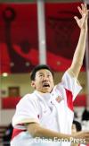 图文-亚运男篮决战中国VS卡塔尔李楠怒吼中抢栏板