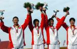 图文-赛艇女子四人单桨无舵手中国折桂他们是冠军