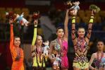 图文-艺术体操团体决赛中国摘铜大方的哈萨克姑娘
