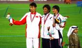 图文-男子200米杨耀祖获得亚军荣誉奖台的微笑