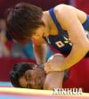 图文-女子自由式摔跤63公斤赛况伊调馨的压倒性优势