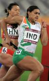 图文-亚运会女子4x400米接力印度选手领先中国姑娘