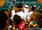 图文-亚运男子手球科威特队夺冠科威特人疯狂庆祝