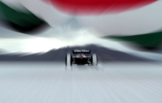 354.975km/hﴴF1½ٶȼ¼(ͼ)