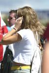 资料图片-F1西班牙大奖赛手机打给情郎？