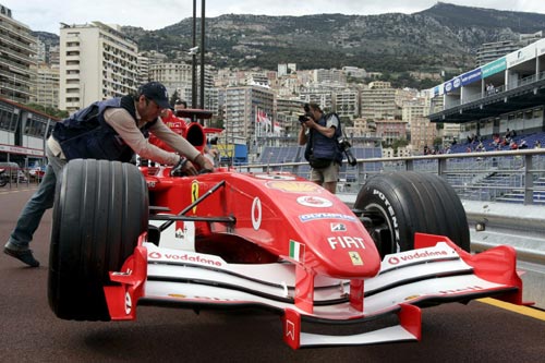 ͼ-F1Ħɸ籸սʦƳF2005