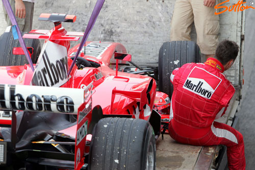 图文-F1匈牙利站练习赛 车王的背影看上去还算