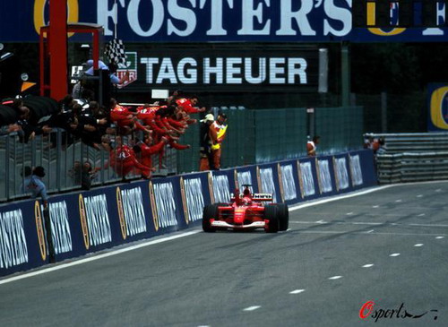 图文-F1比利时大奖赛经典照片 舒米51胜创纪录