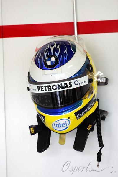 图文-F1澳洲站周六练习赛 海德菲尔德的头盔特