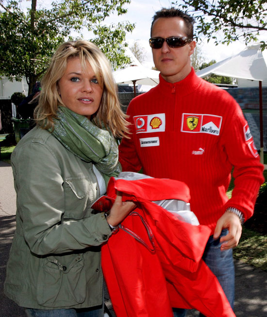 -F1澳大利亚站精彩图片 舒马赫与爱妻科琳娜_