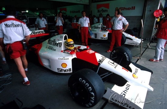 图文-f1巴西大奖赛经典 塞纳驶离车库(1991)_赛车-f1