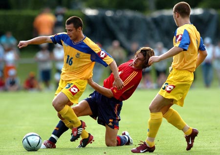 图文-欧洲U19青年足球锦标赛 乌克兰队员琏式