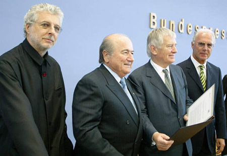 图文-2006年德国世界杯赛程确定 世界杯头头脑