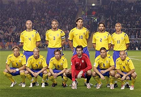 图文-世界杯参赛队瑞典全家福拉尔森领衔北欧海盗