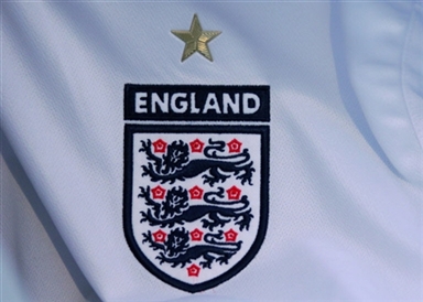 图文-世界杯32强球队队徽一览英格兰国家队队徽