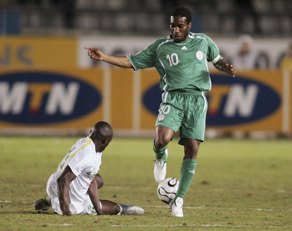 图文-[非洲杯]尼日利亚夺得季军 奥科查杂耍过人