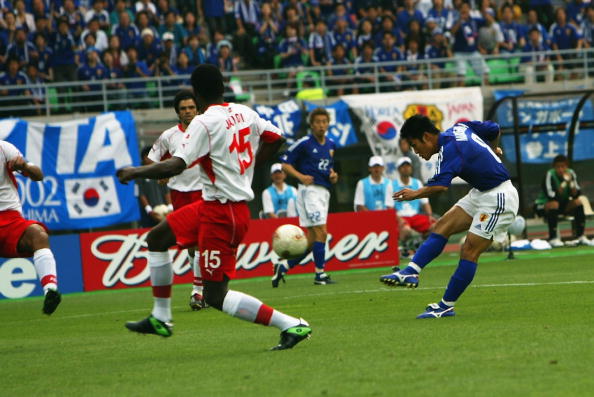 图文-02年世界杯日本2-0突尼斯 森岛宽晃首开