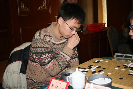 图文晚报杯围棋赛第三轮上届第8名张谦6段