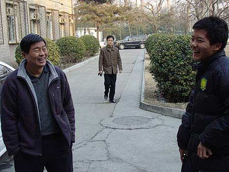 图文-北京现代队小将黄博文通过体测笑逐颜开