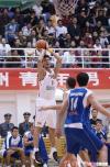 图文-中国青年男篮热身告负易建联展示远投功夫