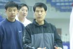 图文-中国队备战中韩男篮对抗赛蒋兴权告诫稳字当头